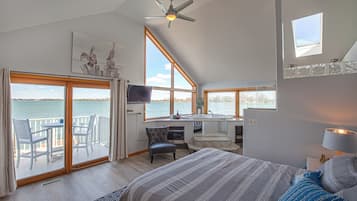 4 bedrooms, iron/ironing board, travel cot, free WiFi
