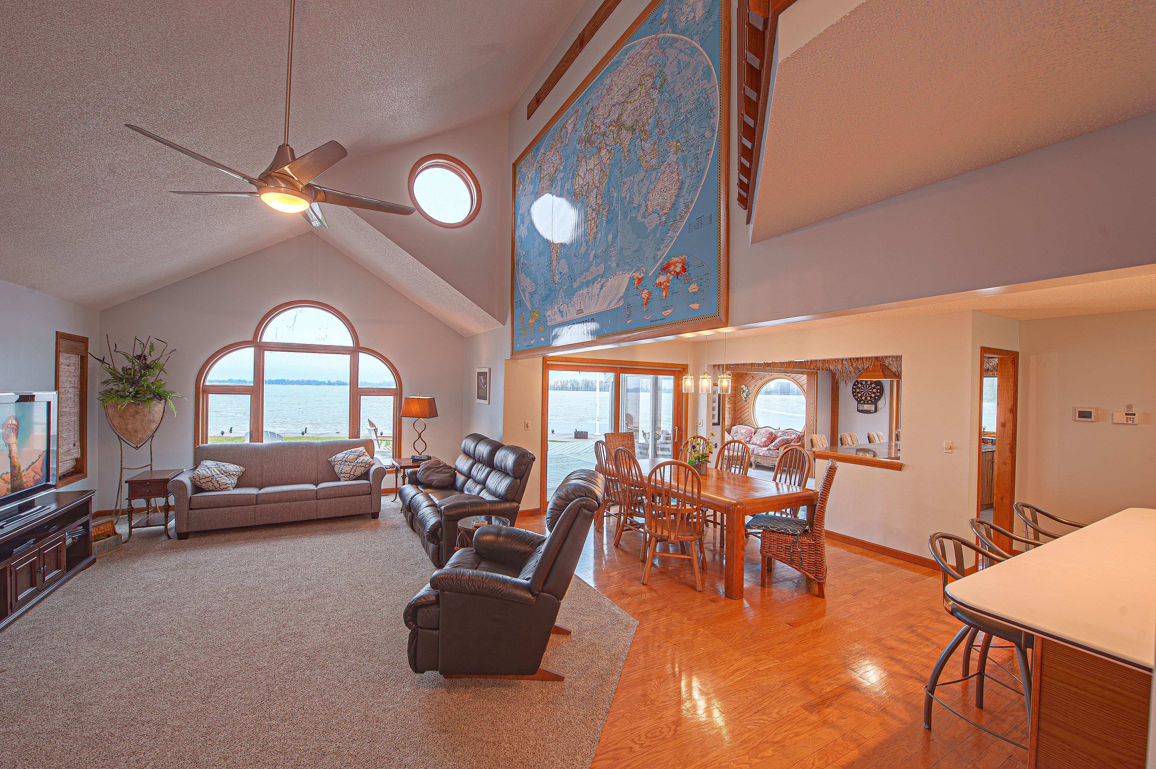 Smart TV, fireplace, video games, DVD player
