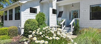 Spacious Home Near Downtown Napa