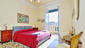 3 soverom, strykejern/-brett, wi-fi og sengetøy