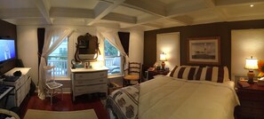 8 bedrooms, iron/ironing board, free WiFi - Windsor House Cape May, Beach Block (Cape May)