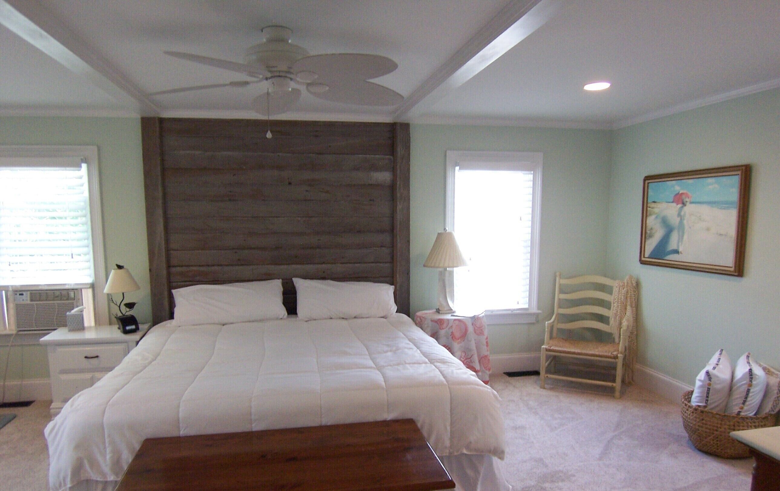 8 chambres, fer et planche à repasser, Wi-Fi gratuit