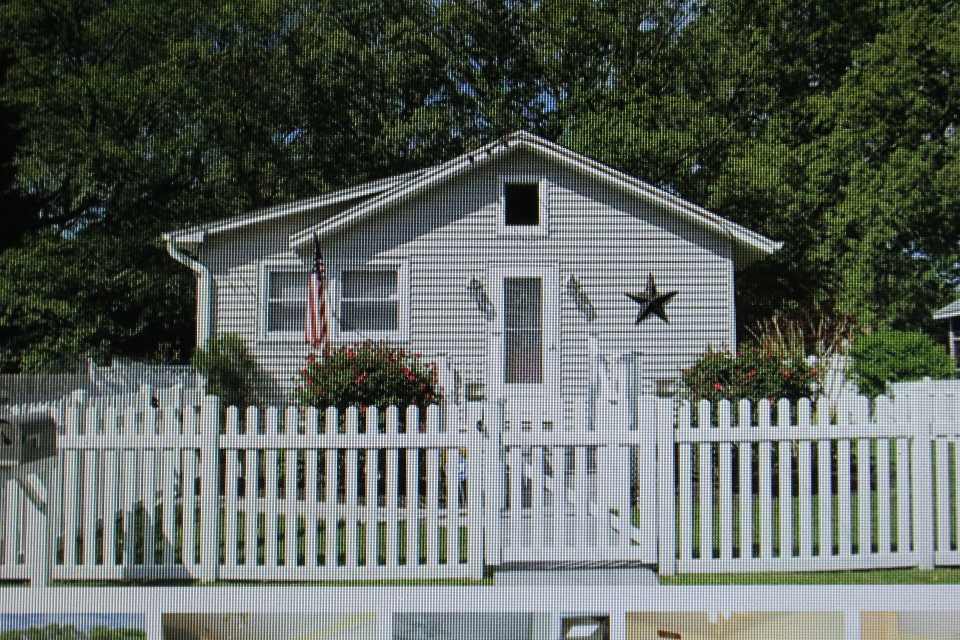 Charming / Affordable / Gut Renovated / Fully Fenced in Yard / DOG FRIENDLY