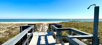 Ocean Front Amelia Island, Beachfront Pool, 20% Off Sunglasses at Eye Envy store