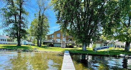 Lakefront Retreat near Saratoga Racetrack, SPAC