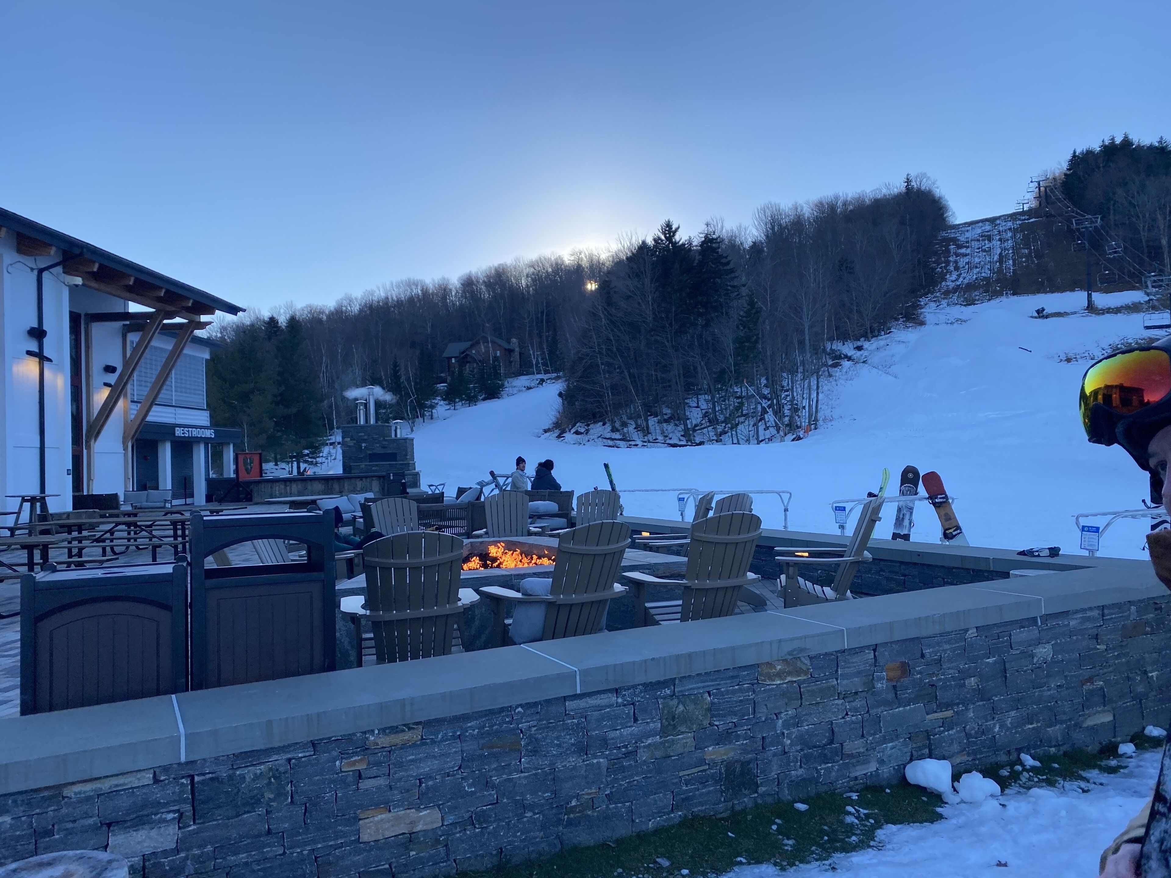 Carinthia lodge fire pit 