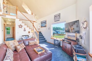 Smart TV, fireplace, video games, stereo