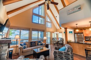 Interior - Family Lake-View Cottage at LaCasa • Loft + 2BR • Resort Access (Kelowna)