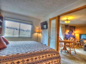 1 Schlafzimmer, Bügeleisen/Bügelbrett, kostenloses WLAN, Bettwäsche