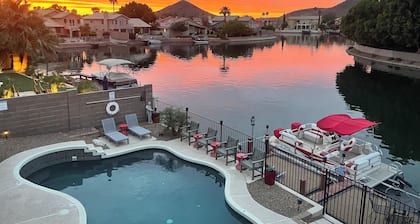 Lakefront-Pool-Pontoon-HotTub-PoolTable-Arcade-FirePits-Cardinal Stadium-WM Open