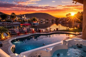 Outdoor pool - Relaxing Lakefront-Pool-Spa-Pontoon-Game Room-FirePits-Cardinal Stadium-WM Open (Glendale)