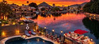 Lakefront-Pool-Pontoon-HotTub-PoolTable-Arcade-FirePits-Cardinal Stadium-WM Open