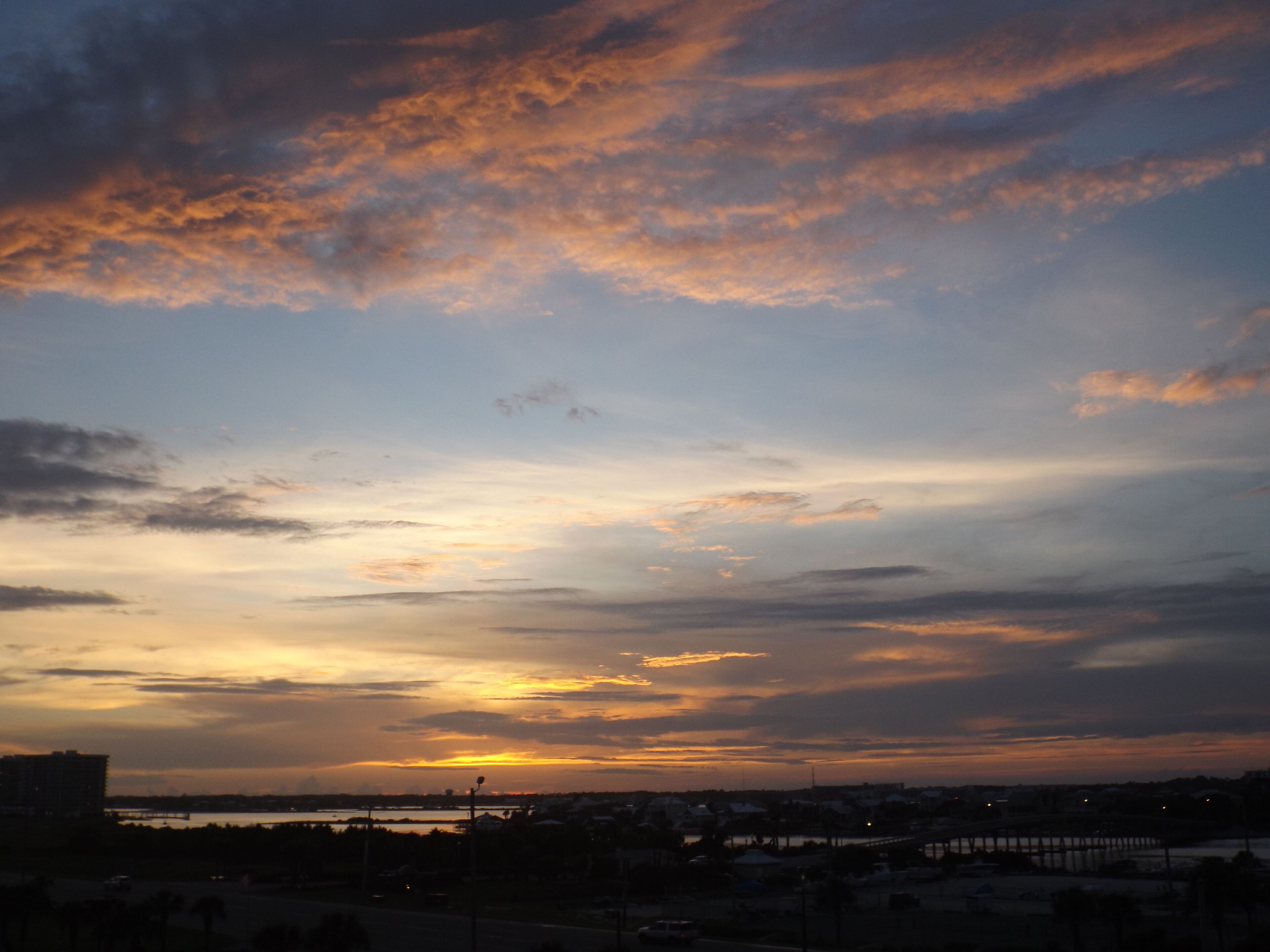 Watch Dolphins from the Patio! Orange Beach, Lei Lani - Gulf Front Condo