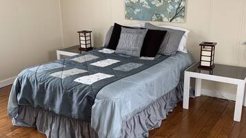 3 chambres, fer et planche Ă repasser, draps fournis