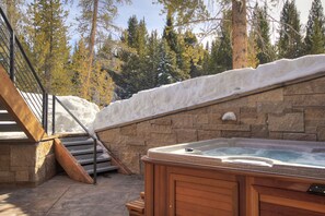 Bañera de hidromasaje exterior