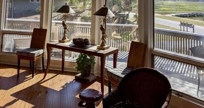 Pompano Beauty with a View to Die For!