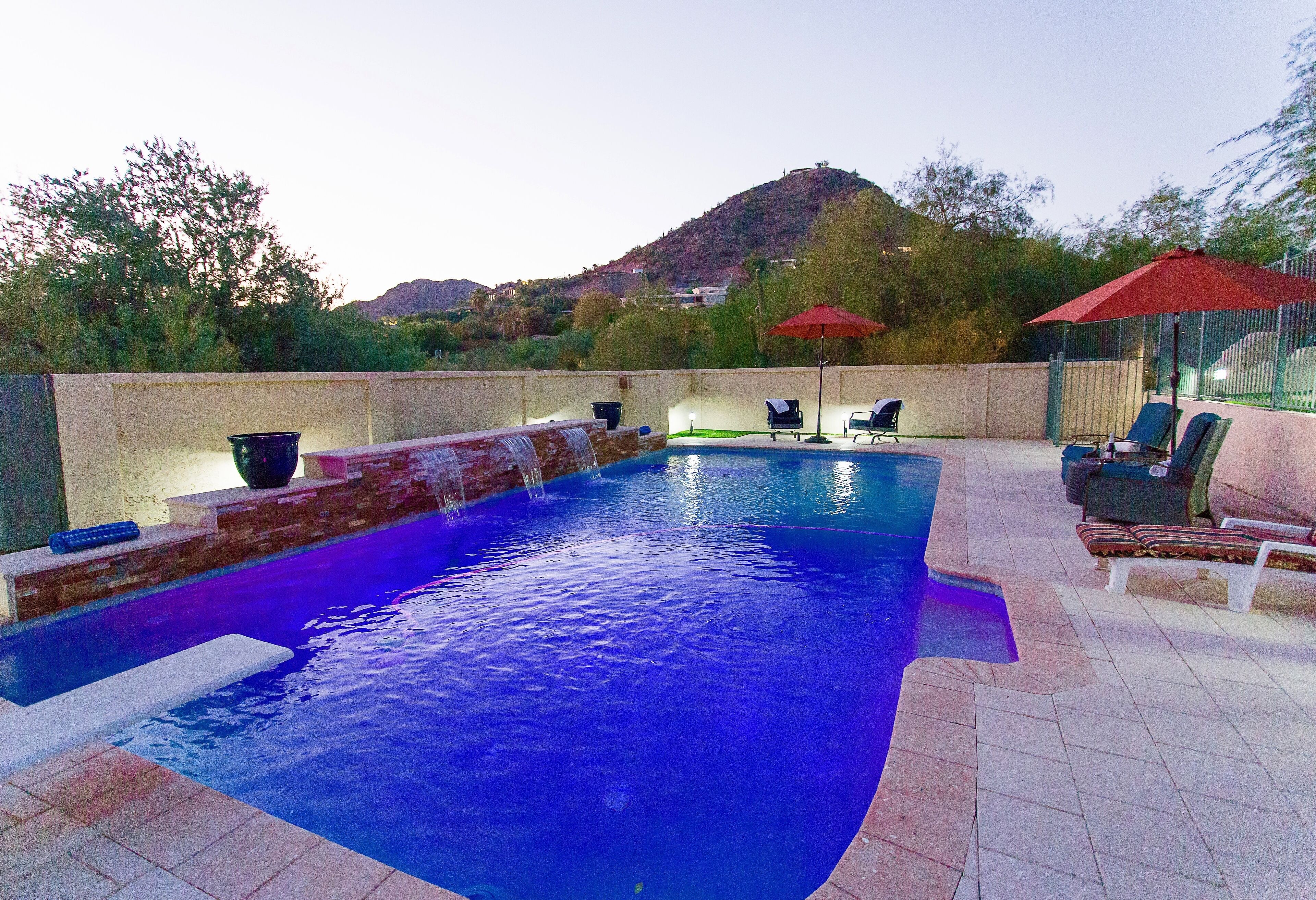 PRIVATE 1 ACRE CAMELBACK VIEW ESTATE PARADISE VALLEY ACRE ESTATE