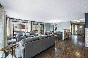 Smart TV, fireplace, table tennis, books