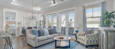 Smart TV, reproductor de DVD, libros, biblioteca de música