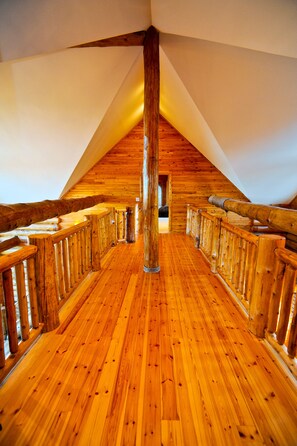 Interior - Luxury Mountain Lodge with Soaring Views - 5,000 Sq  (Blue Ridge)