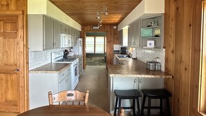 Private kitchen - Balsam Lake Sunset Cabin with WiFi & Sauna! (Balsam Lake)