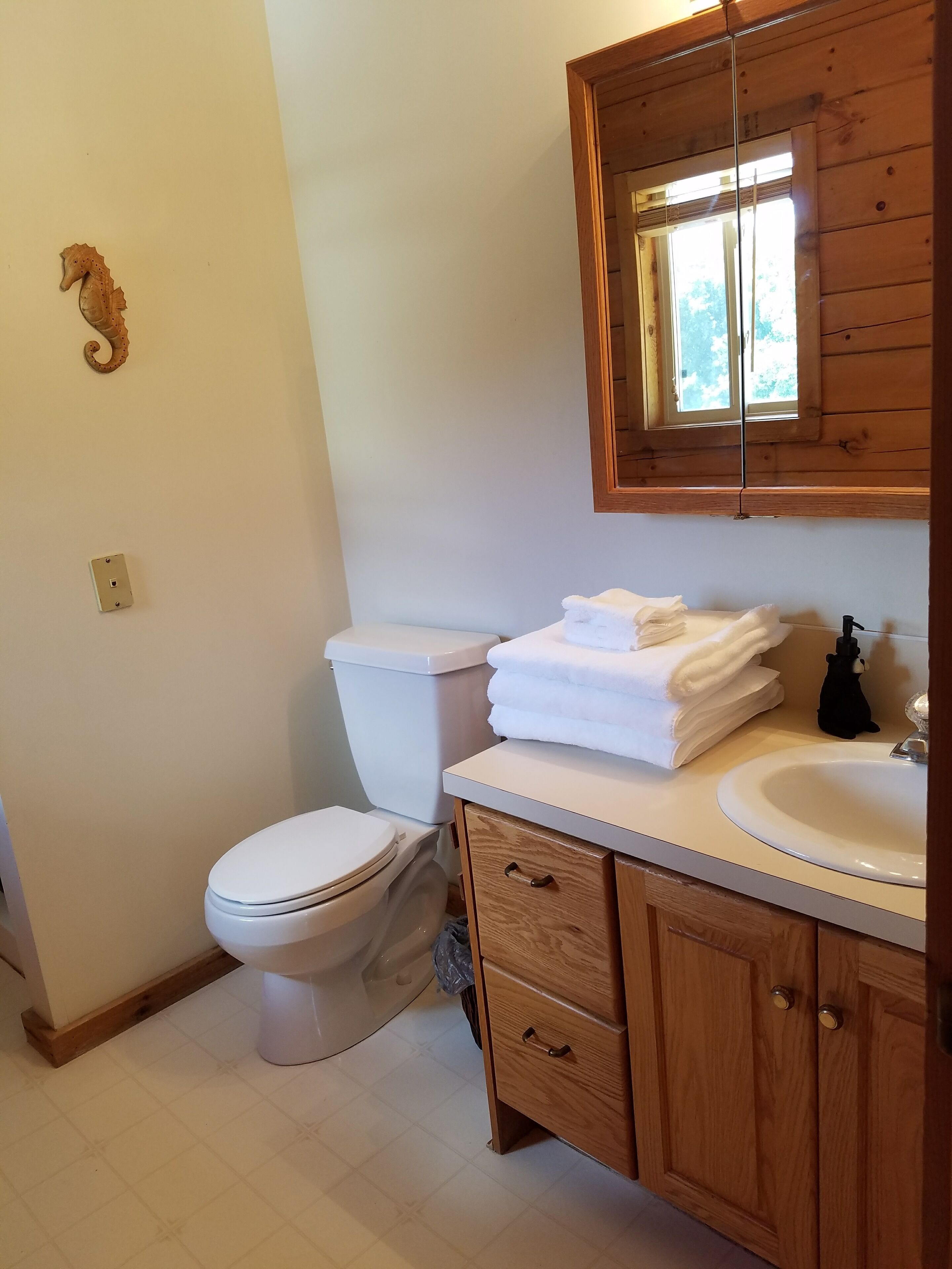 花灑/浴缸組合、按摩浴缸、風筒、提供毛巾