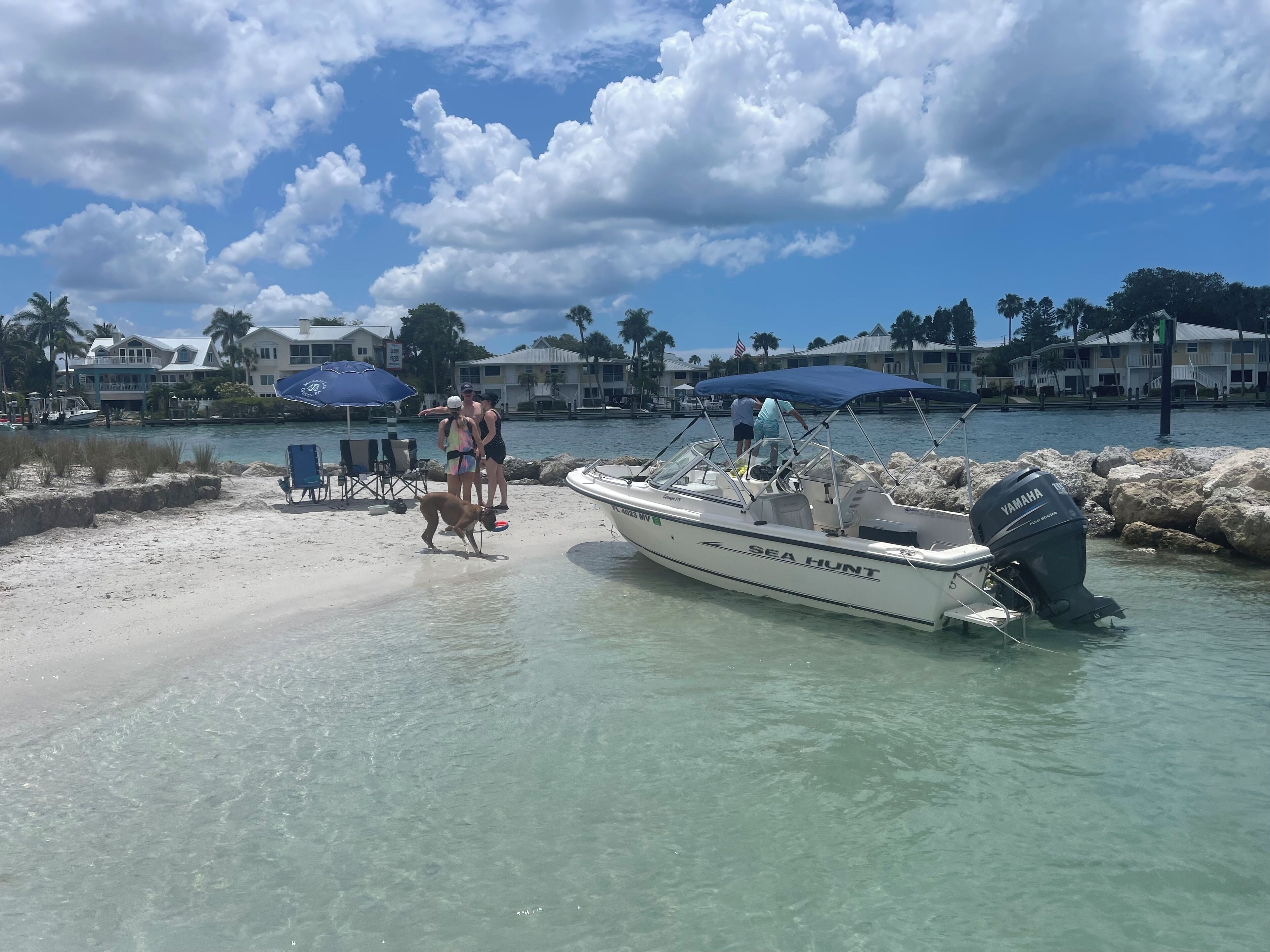 كراسي للتشمس، مناشف للشاطئ