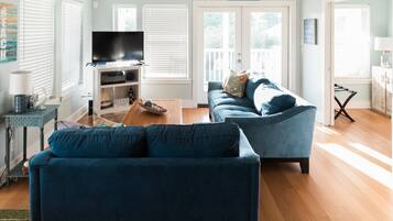 Smart-tv, videospelletjes, een dvd-speler en een filmbibliotheek