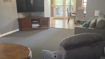 Smart TV, DVD player