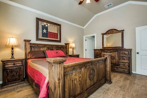 4 bedrooms, free WiFi, bed sheets