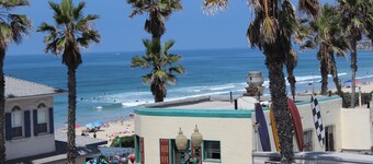 PANORAMISKE HAVSVISNINGER! Trinn til strand, butikker, restauranter, natteliv