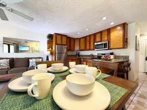 Interior - **Fantastic, Best Maui Location * REMODELED Condo (Kihei)