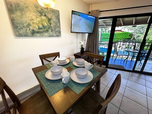 Dining - **Fantastic, Best Maui Location * REMODELED Condo (Kihei)