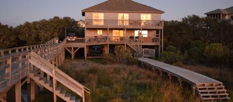 SOUND FRONT!, Kite-In/Out! Sunsets! Dock!