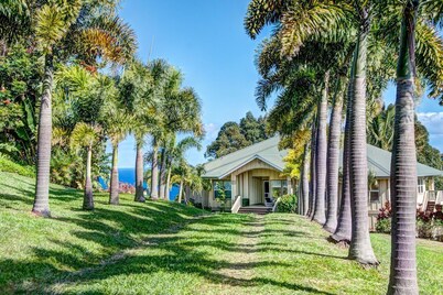 Hale Luana: Private Home on 2.5 Acres w/Ocean Views, Hot Tub, & 600 sq ft Lanai