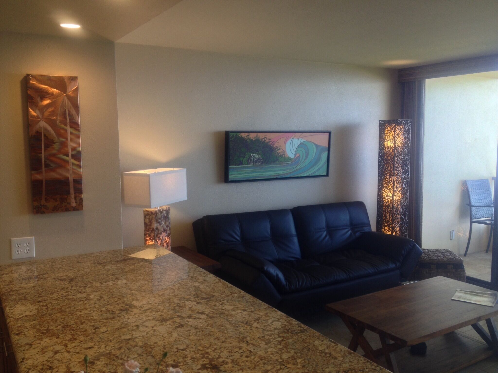 Smart TV, DVD player, books, stereo