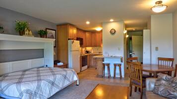 1 Schlafzimmer, Bügeleisen/Bügelbrett, kostenloses WLAN, Bettwäsche