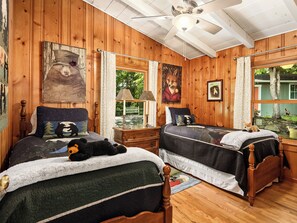 3 bedrooms, iron/ironing board, travel crib, WiFi