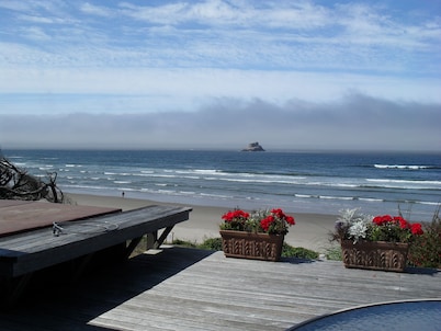 Oceanfront, Amazing View, Hot Tub Facing Ocean