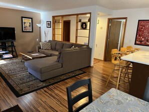 Smart TV, reproductor de DVD y estéreo 