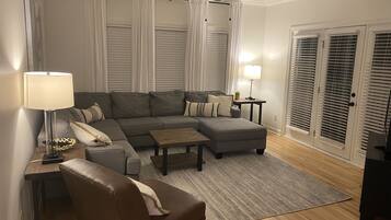 Smart TV, DVD player