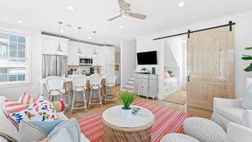 Télévision, lecteur de DVD, espaces bureaux