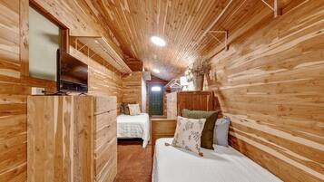 5 Schlafzimmer, Bügeleisen/Bügelbrett, Internetzugang, Bettwäsche