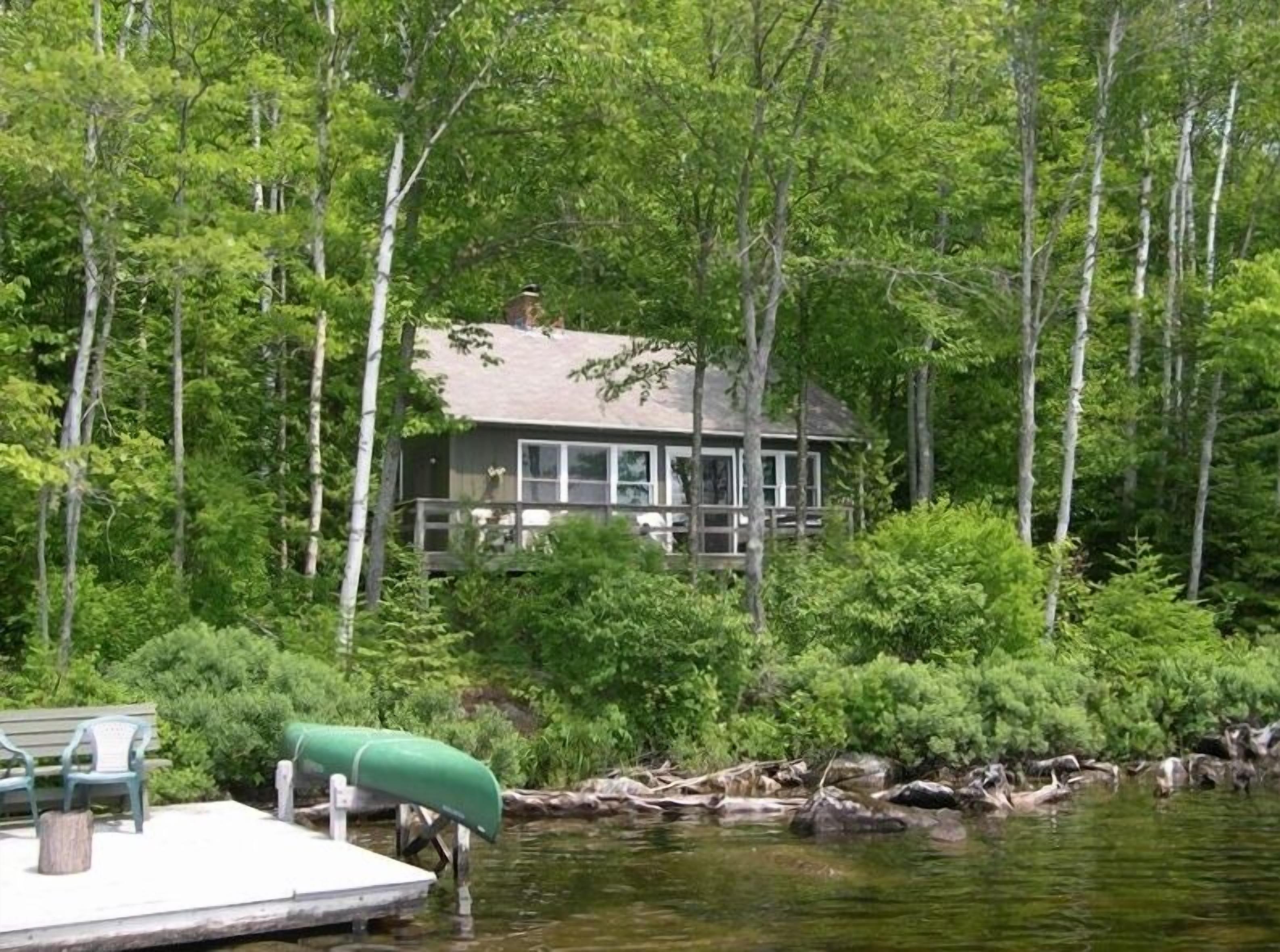 Relax at Comfortable Lakeside Camp in Northern Vermont