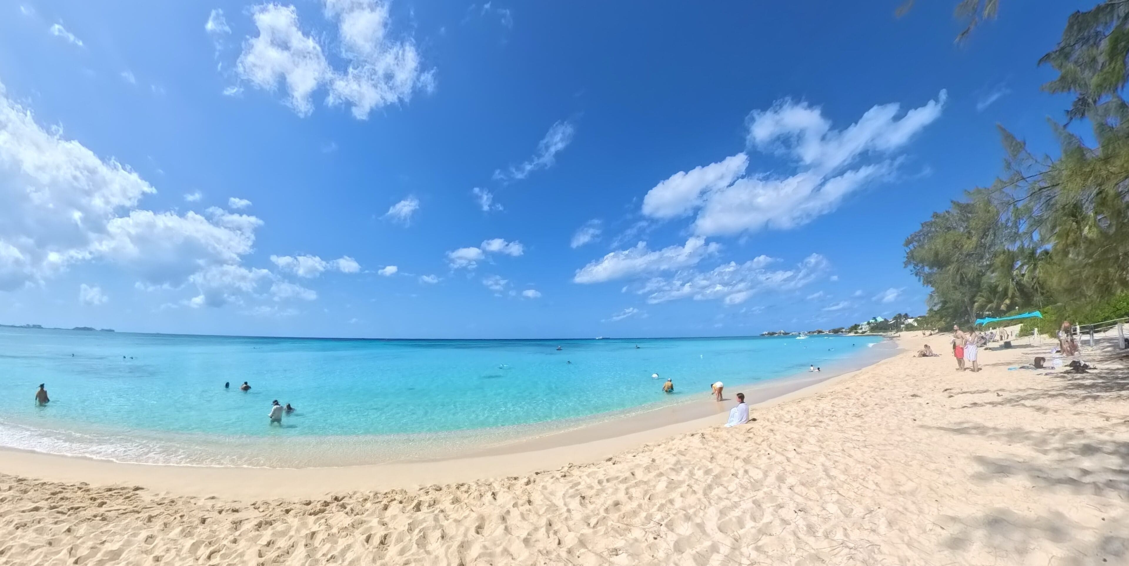 Am Strand, Liegestühle, Strandtücher