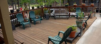 Golden Enchanted Getaway at Angel Fire  2 bedroom 2 bath Condo