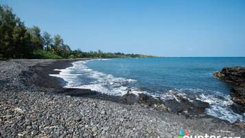 Sur la plage, serviettes de plage
