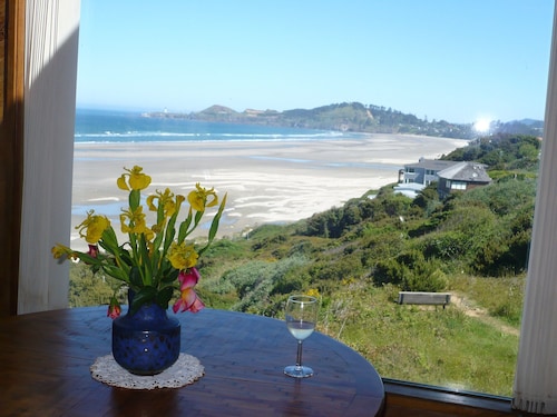 "WOW House" - Prime Panoramic Oceanfront Home