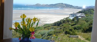 "WOW House" - Prime Panoramic Oceanfront Home