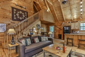 Fernseher, Kamin, DVD-Player, Tischtennisplatte